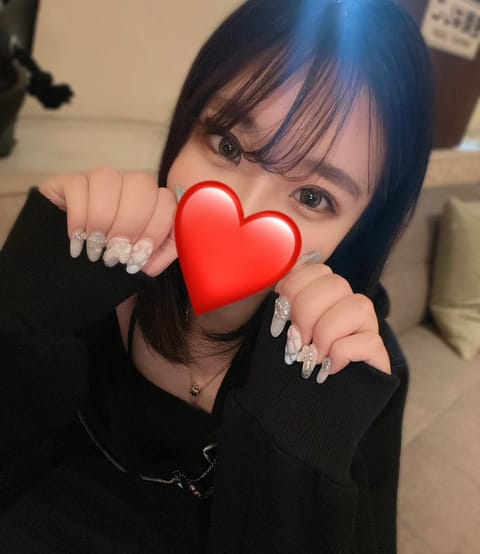 本日21:00〜いるよ🤍
会いにきてくれたら嬉しいな🥺

今日もいっぱい癒す準備してるよ…💭
近くでゆっくり癒させてね🫶