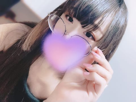 本日は南流山ルームにて出勤しております💓
雪はすぐ溶けてよかった〜🧊路面凍結すると危ないですからね🧊
とはいえ寒い事に変