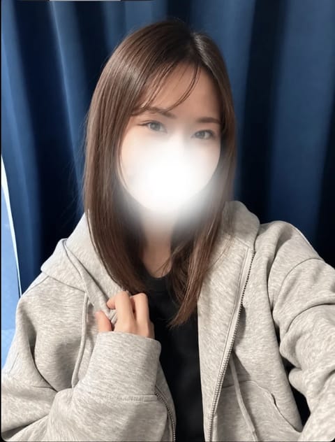 おはようございます🧸🤍

シルバーウィーク2日目の日曜日。
今日は雨で、台風も近づいているみたいですね☔️

