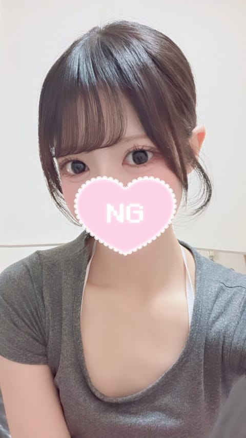 雨やばくない？！笑笑笑

外出たくないよ〜の気持ちの人多いだろうから、逆に来てくれるお兄様方には感謝だし、満足して帰って