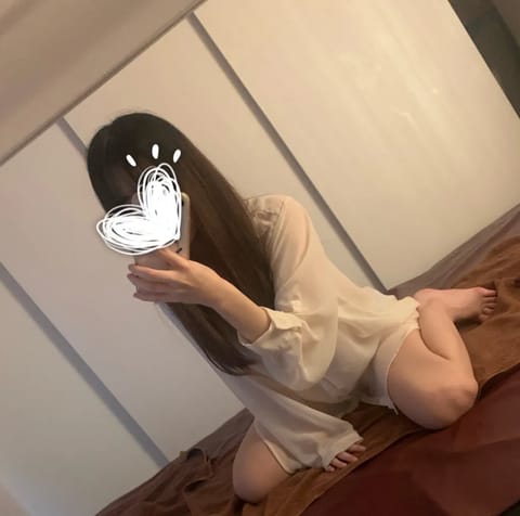 風強くない？
帰り道気おつけて😭

今日も17時から！
足元気おつけてお越しください！