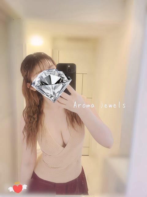 本日14:00〜19:00御苑room
急遽出勤してます🧚🏻‍♀️

🈳16:50〜ご案内可能です🤍

初めてのルームが