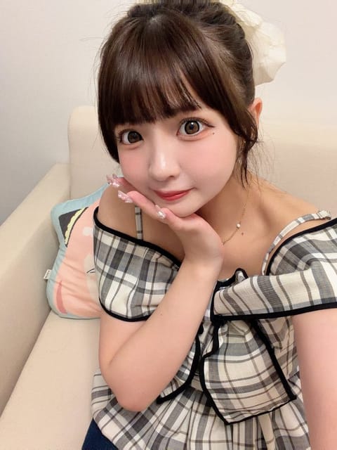 はじめまして(    >~<)⊃♥
3日間よろしくお願いします🎀