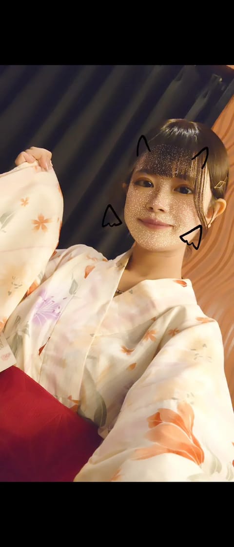 おはようございます🌞
今日は晴れてはないけど雨じゃないだけまし！！！濡れた靴外で乾かさないとっ💦

本日も上大岡で28: