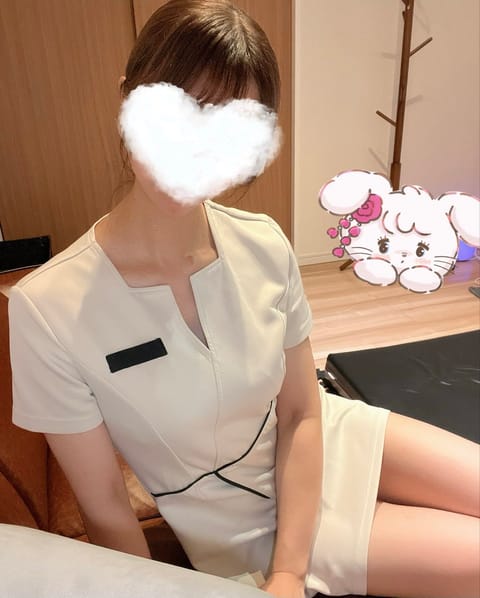 来週は
1/31(土) 12:00〜19:00

1月の終わり、静かな時間を少しだけ…
楽しみに来ていただけたら嬉しいで