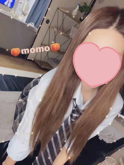 こんばんは🌙𓈒 𓂂𓏸
ももです🍑
明日、11時から16時まで出勤します♡
14時30分までは🈳なので、
ももに会いに来て