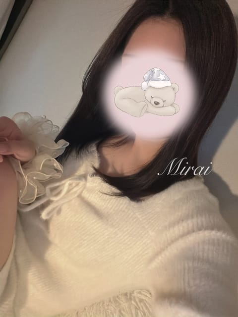 もう今年も半分過ぎたのか🌛
後半から本気を出すタイプなので❕
頑張りますよん〜ᐡ⸝⸝>  <⸝⸝ᐡ

本日は横浜ルーム出