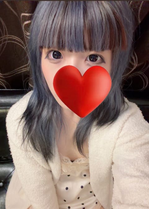 こんばんは🌙出勤しました！
先週は体調崩したりで深夜帯お休み頂いたりすみませんでした💧
今週からまたよろしくお願いします