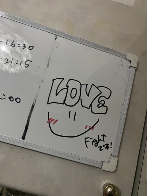 次の出勤は4/2！
この間あずちゃんが書き残してくれてた😽🫶🏻
かわいいすき