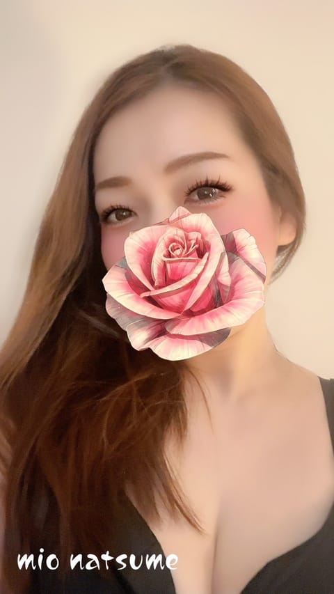 いつもありがとうございます🌹❤️
日に日に秋が深まってきておりますが、お変わりなくお過ごしでしょうか🎃🧡
ブラックキャラ