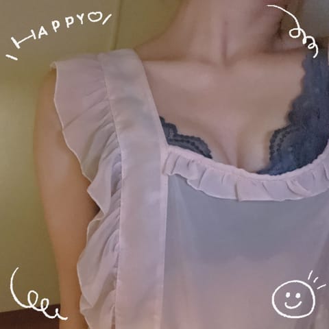 本日17時半施術終了まで
登園してます🐥🌈
次のご案内は13時15分～
ご予約＆お問い合わせお待ちしてます♪
 #メンズ