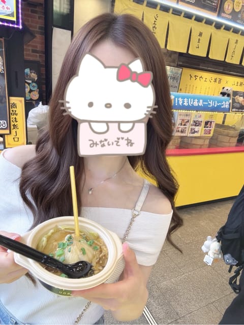 食べるの大好き！！♡

明日のおにぎり🍙も作ったから寝よーっと
おやすみなさい😴