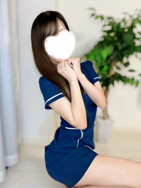 昨日、一昨日は
ありがとうございました💕

差し入れも感謝です☺️🫶🏻

今日は駅付近、人多かった！
もうみんなGWなの