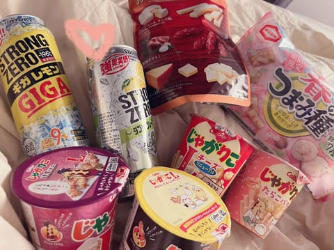 昨日は初めての深夜🥹ありがとうございましたっ！！
枠もほぼ埋めてもらって「こんなの初めてーっ！」だらけの日でした🫶🌸
差
