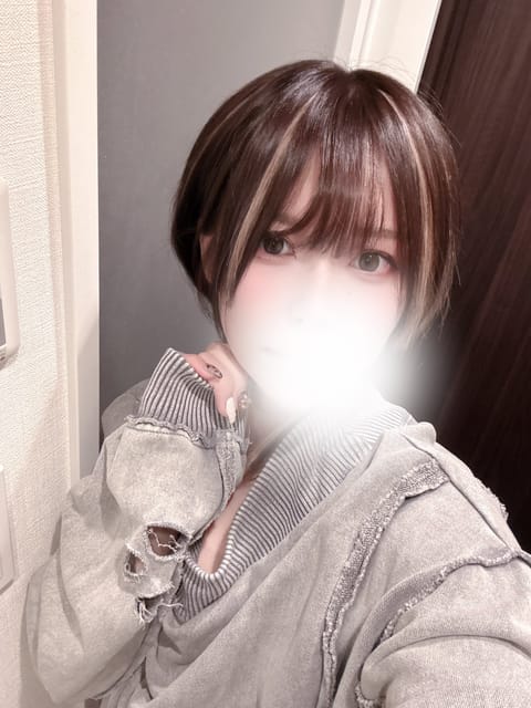本日も新橋✨✨
18-20🈵
20.20-21.40     60.70分🉑
22-0.30🈵
１時〜🈳