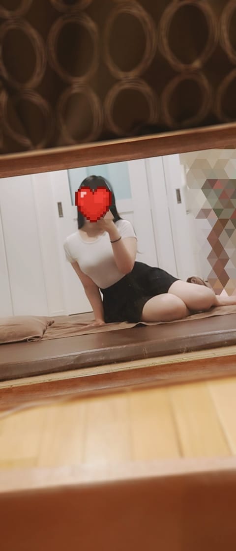 今日も元気に出勤中です❣️

朝まで恵比寿にいるので、ぜひいらしてください♩

お待ちしてます💌♡