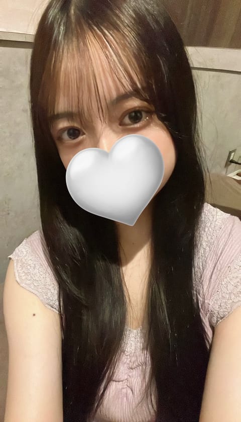 本日23時まで出勤しております❕🤍
ご来店お待ちしております〜🙇🏻‍♀️՞
 #メンエス  #メンエス東京