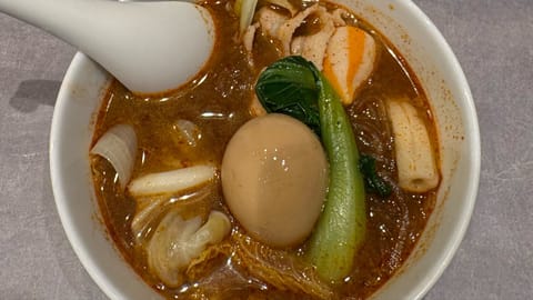 昨日、麻辣湯たべました！辛かったです‼️
