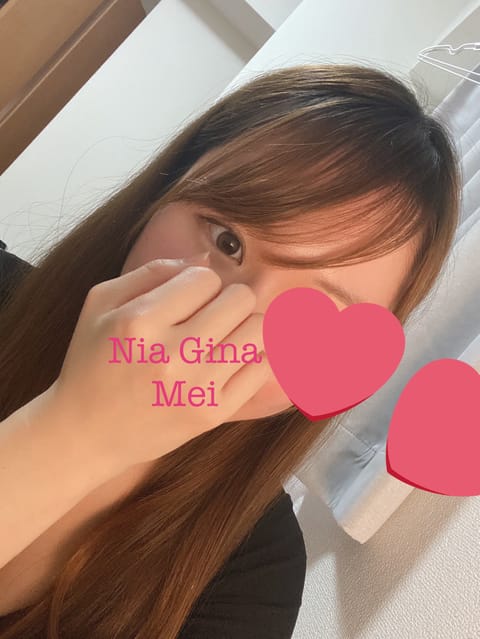 本日新横浜ルームに11:00〜
ラスト一枠空いてます🌼🥰
涼しいお部屋でたくさん密着したい...🥹