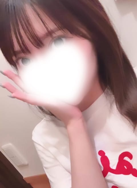 ( ՞- ·̫ -՞)ᐝ