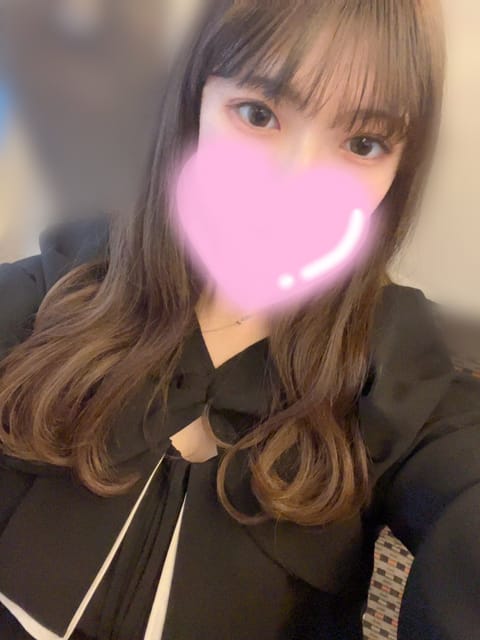 りかです🐱🍒やっとログインできました😢今週の出勤日です🩷
26日（火）11-20 登戸ルーム
29日（金）21-5 登戸