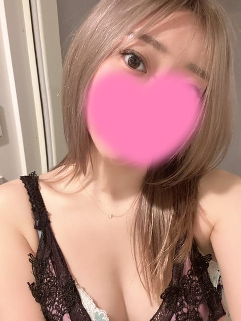 本日も出勤してるよん♡
肌の調子がとても良い😍
待ってまーす♪