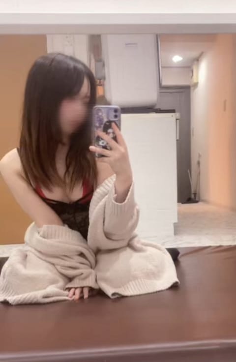 本日11時から出勤してます‼️
優しいお兄さんが来てくれるの楽しみにお待ちしてます☺️
#東京