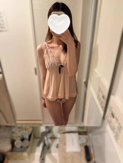 明日久しぶりに出勤します💎
21:00〜4:00までです🫧
ご予約お待ちしております😌
