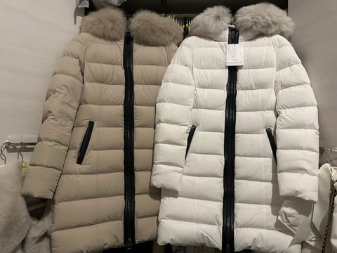 可愛くて２色持ってるけど
本当に温かいし、汚れても専用のクレンザー？でおちる☺️  https://twitter.co