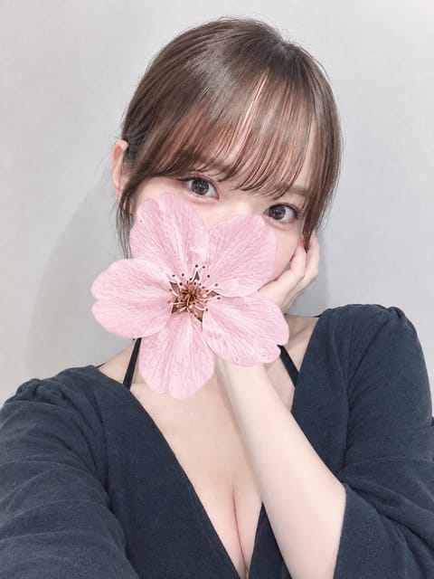 神田ルーム到着🛬

明日から連休に入られる方も、そうじゃない方も癒されに来てください٩(◍ö◍)۶