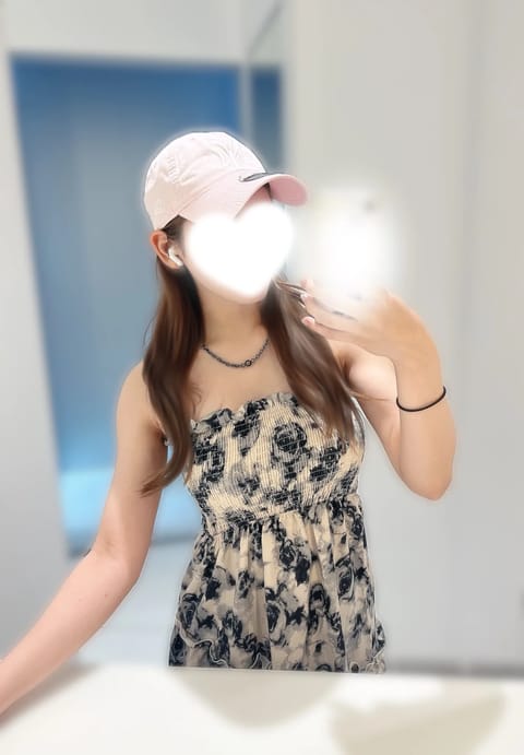 おはようございます☀️

本日仲良し様方、初めまして様からのご予約で事前完売してます🌟

ずっと前からのお約束や前から気
