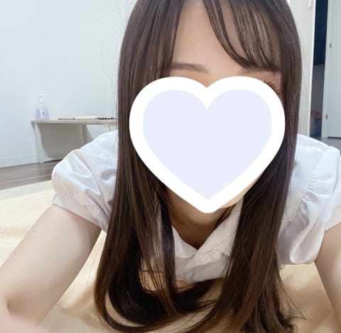 昨日は苺食べた🍴❣️果物ﾀﾞｲｽｷ！！
今年はいちご狩り行きたいなぁ~🪴