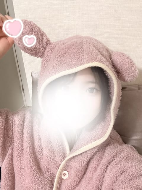 おはよう〜🥱🤍
今日は雨だねぇ☔️

本日、11:00~17:30出勤してます✨

雨だからお部屋でまったりしよ〜🥺
雨