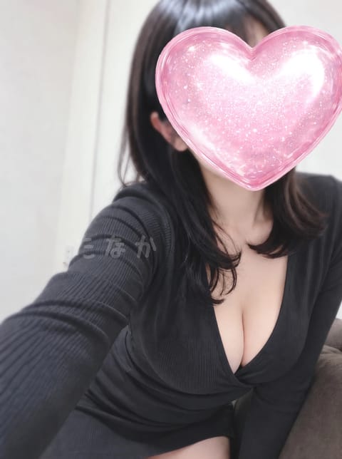 まだお店の日じゃないけど、

いろんな場所が固まっちゃって
そろそろ誰かに癒されたい人いませんか？☺️

最初はしっかり