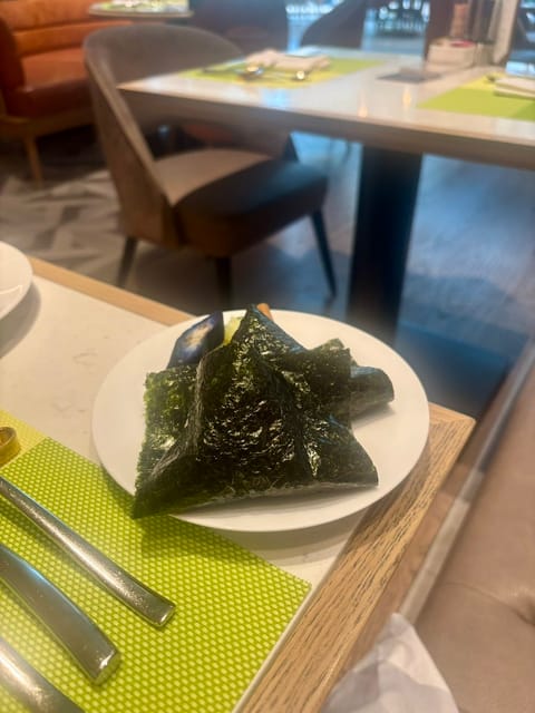 久々にウェスティンのおにぎりが食べたくなってモーニング行ってきた🍙
小ぶりのおにぎりがまた良いんだよね😍
お米も美味しい