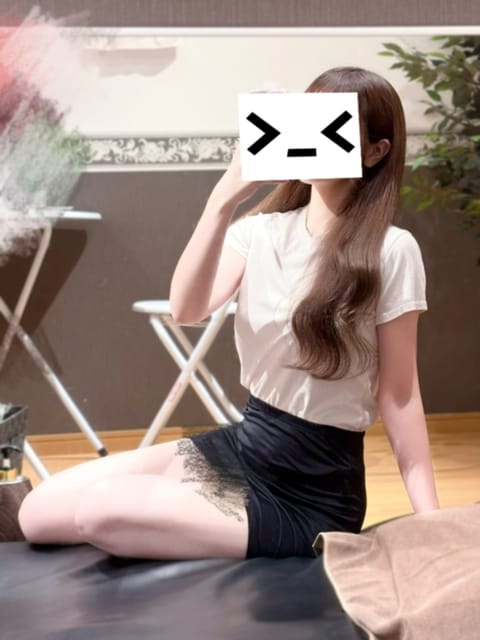 きのうはお足元の悪いなか、
ありがとうございました^-^︎︎︎︎❤︎

本日も出勤しております🆒💞
♡15時〜翌5時♡
