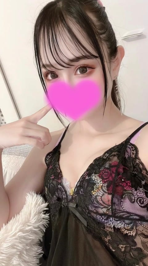 こんにちは🩷
寒くなって冬になりましたね☃️
あゆなとぬくぬくしませんか😳💕