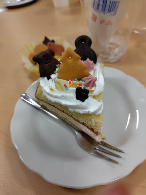 明日綺麗な大井町ルームで23:00〜今年ラストお待ちしてます🎄昨日はメリークリスマスでした🎅