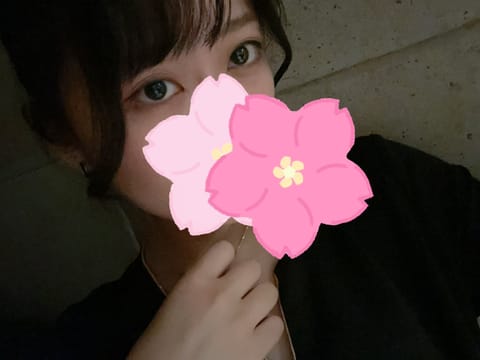 写真忘れてた！

水曜日！週の真ん中ですね皆さんお疲れ様です🍵

先週ぶりに来てくださった本指名のお兄さんもありがとうご