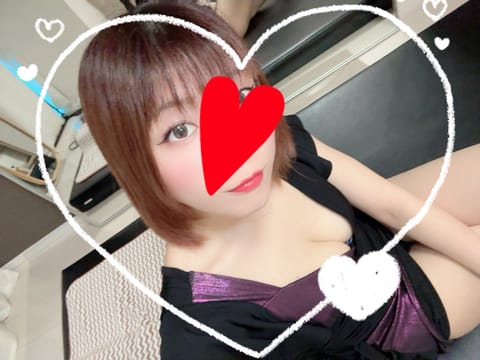 いつもご予約いっぱいありがとうございます😘❤️遠くから来てくれたり、差し入れもとっても嬉しいです🫶✨
私もみんなに恩返し