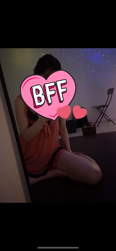 おはよう☀

今日20時〜24時出勤します！！
21:50〜🈳あるよ✊🏻❣️

予約してくれたお兄さんありがとう☁️❕
