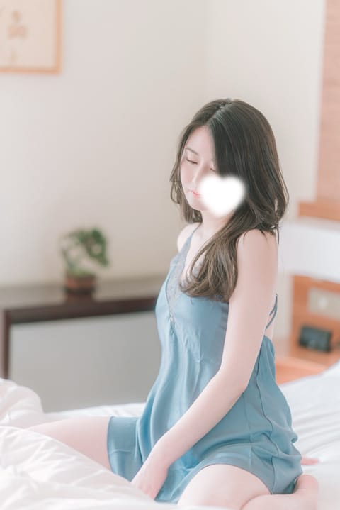 🕊𓈒 𓏸 𓐍 𓂃𝕤𝕔𝕙𝕖𝕕𝕦𝕝𝕖 𓐍𓂃 𓈒𓏸 🕊

今週の出勤情報です⸜🙌🏻⸝‍
明日から出勤開始です！

7月の出勤予