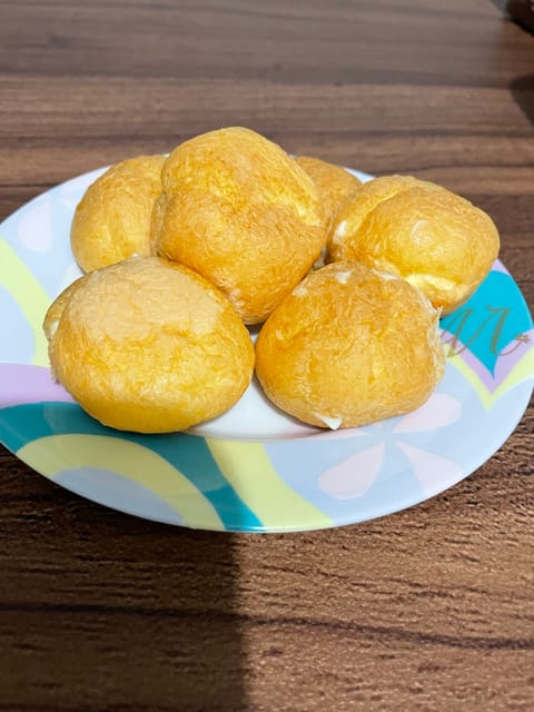 先日のおやつ🤍ラファンのシュークリームのミニバージョン❤️普通のシュークリームよりミニシュークリームのほうが私的にはオス
