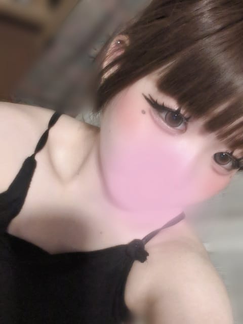 久しぶりに出勤してます〜!!
ラストまで居るので
仕事終わりだったり飲み終わりのお兄さん待ってます🙌🏻