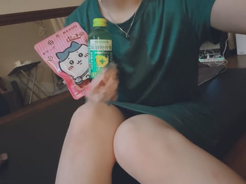 差し入れありがとうございます🤍
だいすきなキレートレモンとかわいいグミ嬉しい♡( ›‹　)