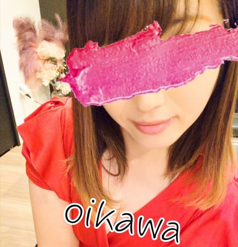 朝がほんと寒くなってきて🤧
だけどおバカは風邪ひかないから
いつも元気な及川です💛
みんな1週間FIGHTだよ🫶💛
