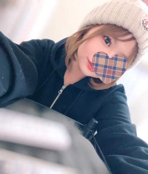 こんばんは♡

今日も、明日もスタートから本指名のお兄さんたちありがとうございます😭❣️

ルンルン♪な雰囲気を漂わせな