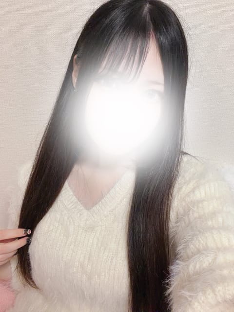 こんばんは！本日20-5で出勤してます💭💕

昨晩もありがとうございました🌟
今日も少し寒くて人肌恋し〜(⊃⩊⊂)💦

