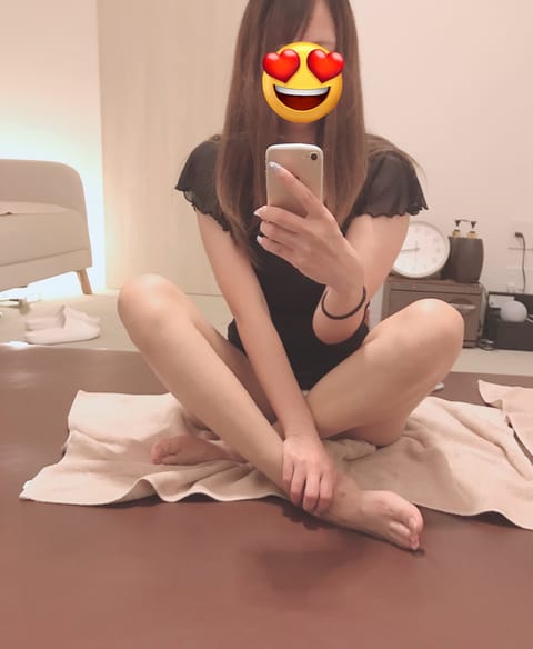 本日❕先程研修終えたてほやほや🎀💕
17:50分～🈳ありですっ
初日会いに来てくれる優しいかみさま募集です🥺