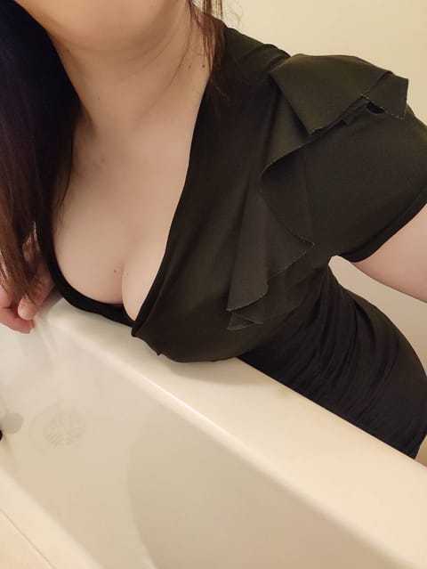 おはようございます^_^

本日マジセラタイム〜🥰

まだまだ受付🉑です✨

週末の心身のご休息に是非是非😍

お兄様方